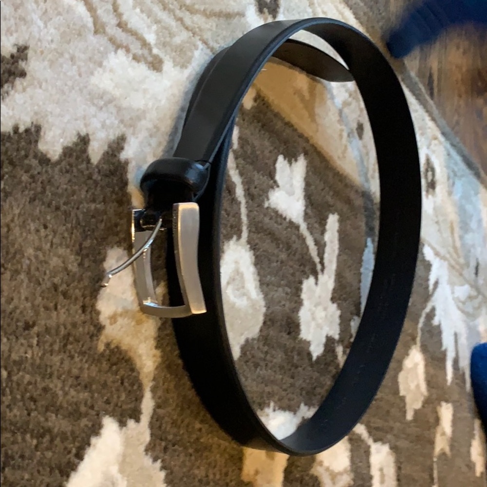Men’s Hugo Boss Barney belt brand new!